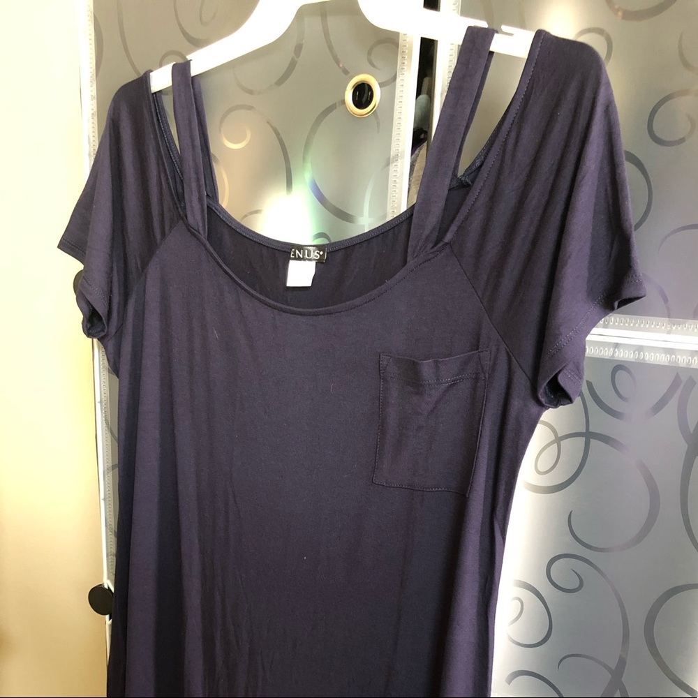 VENUS dress. Sleeves go off the shoulder.